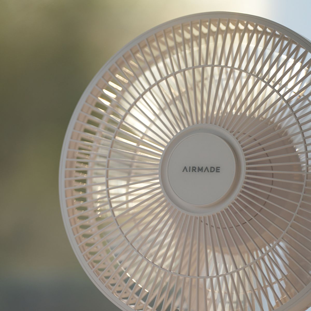 에어메이드(AIRMADE) 에어메이드 더 위대한 선풍기 배터리 분리형 서큘레이터 AMF-1570C