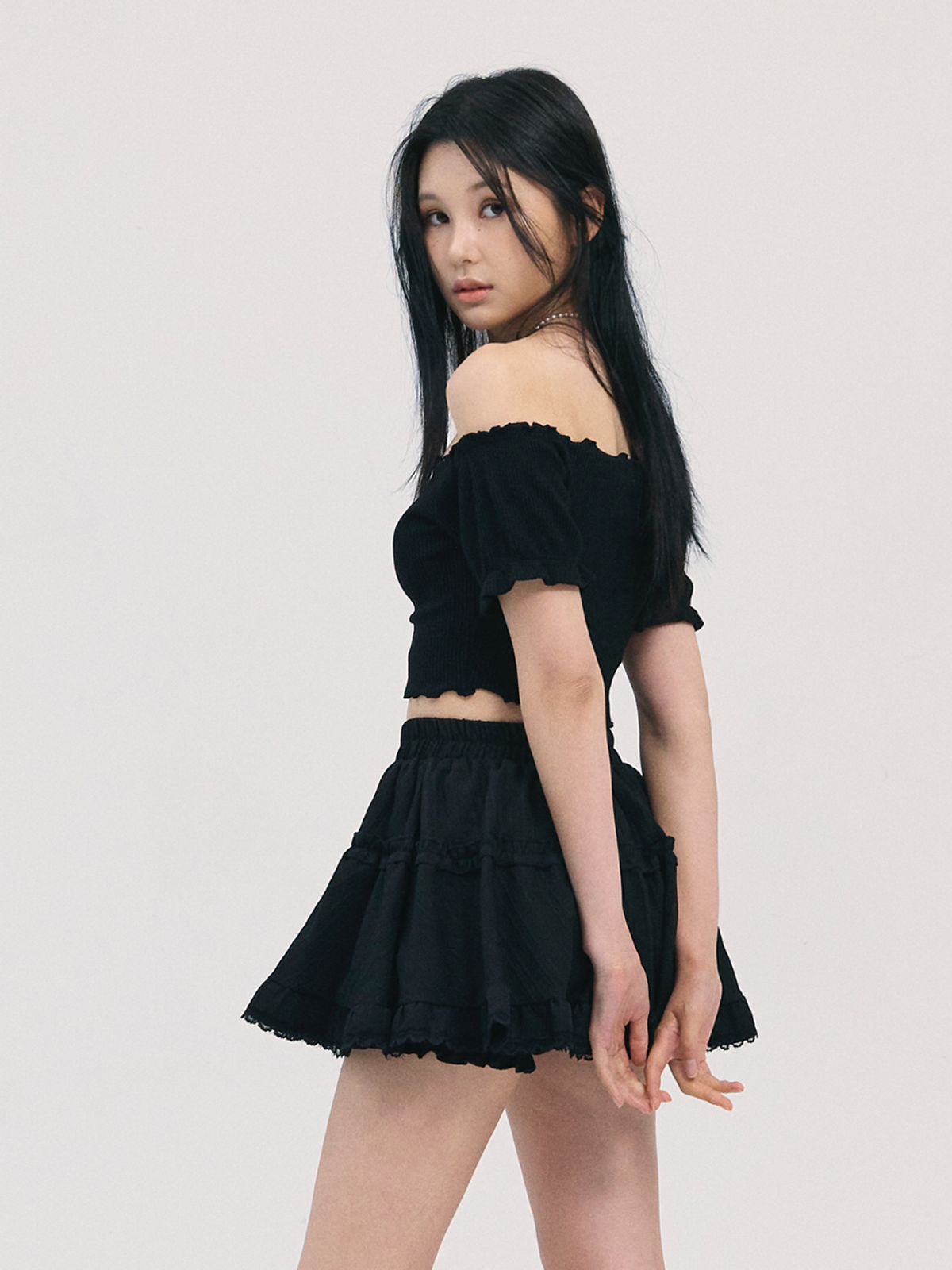 비에이블투(B ABLE TWO) yui shirring top-black