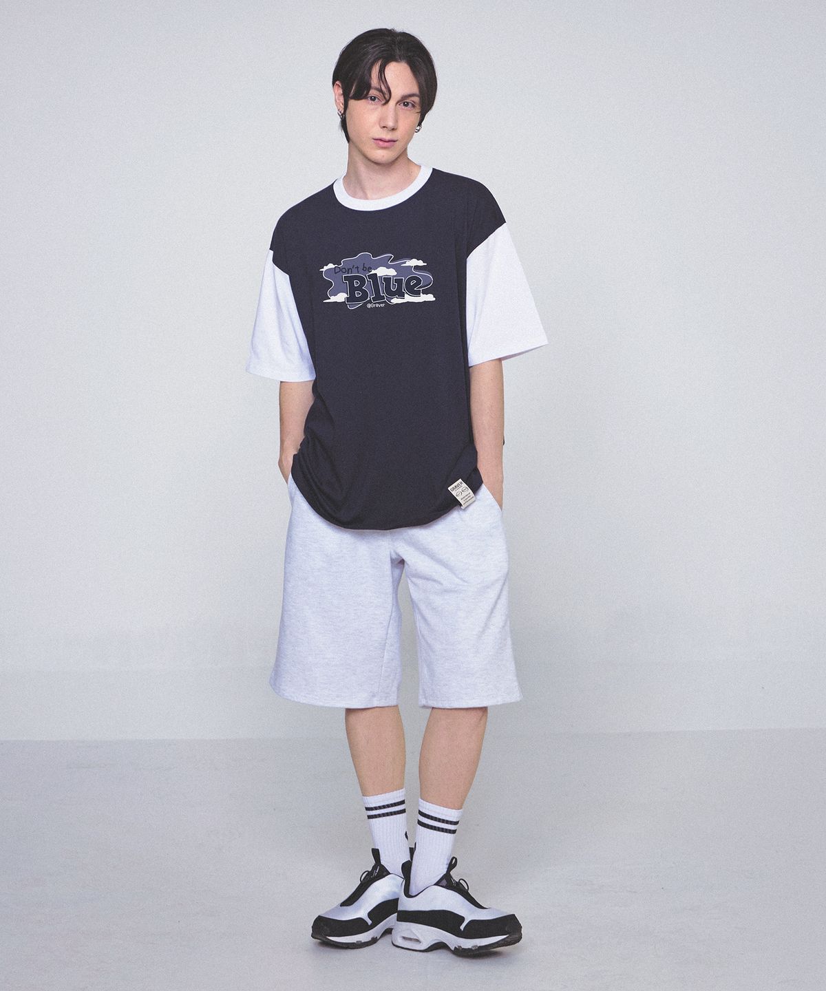 그레이버(GRAVER) [UNISEX]DONT-BE-BLUE 배색 반팔티_네이비