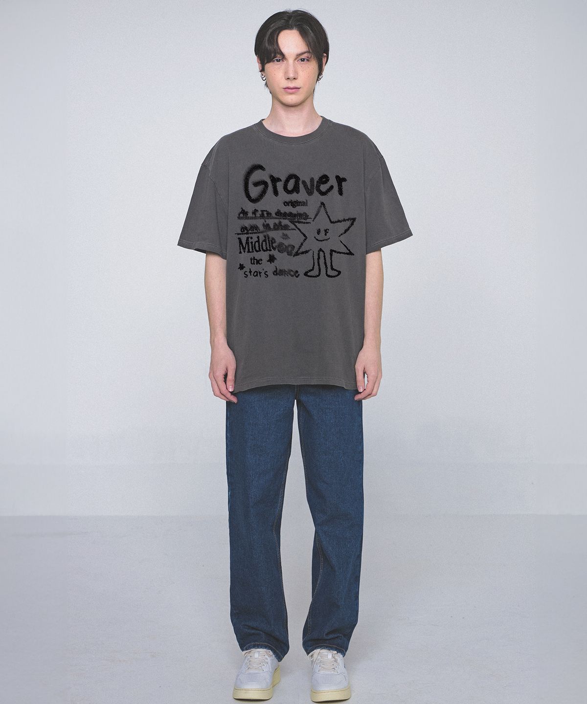 그레이버(GRAVER) [UNISEX]스타댄스 피그먼트 반팔티_블랙차콜