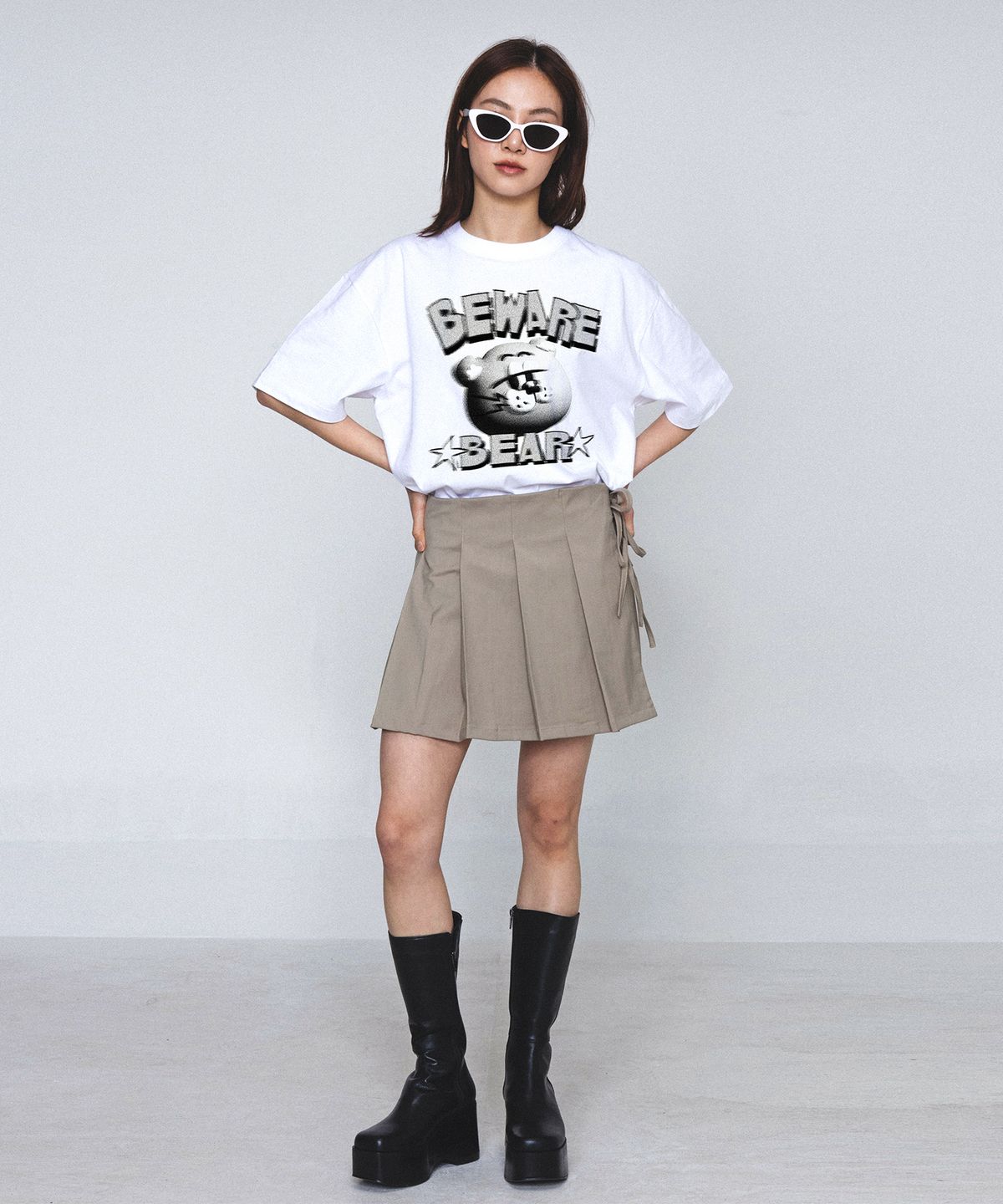 그레이버(GRAVER) [UNISEX]비웨어 베어 반팔티_화이트
