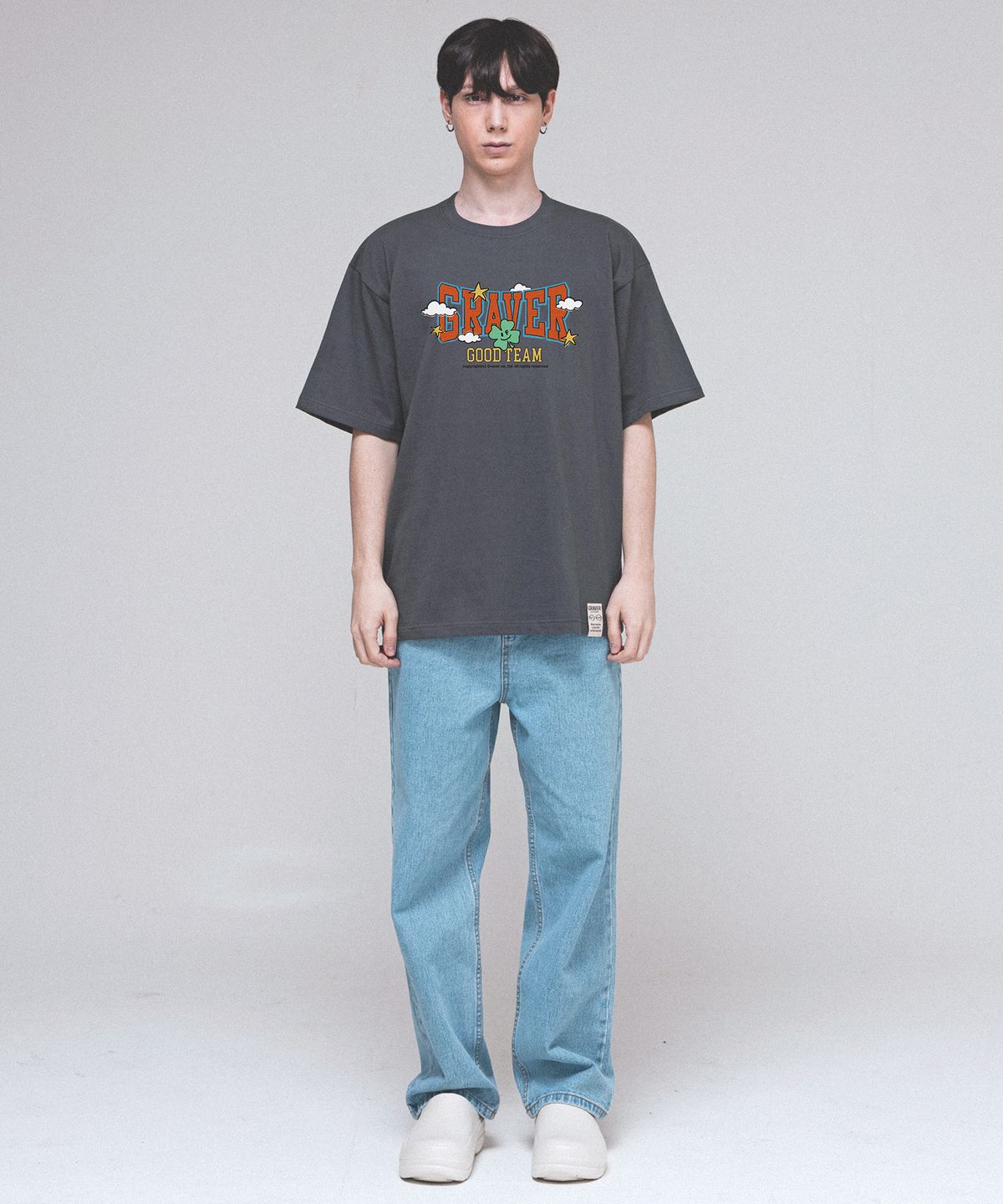 그레이버(GRAVER) [UNISEX]GOOD-TEAM 반팔티_차콜