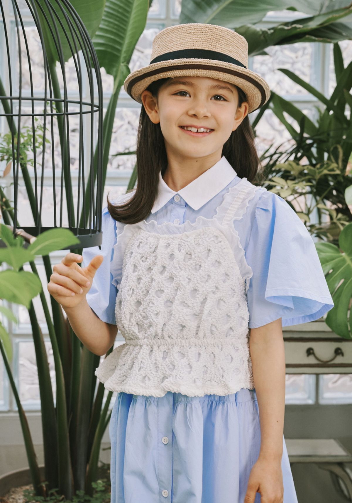 빈(BEEN) 화이트 요루지 블라우스 베스트