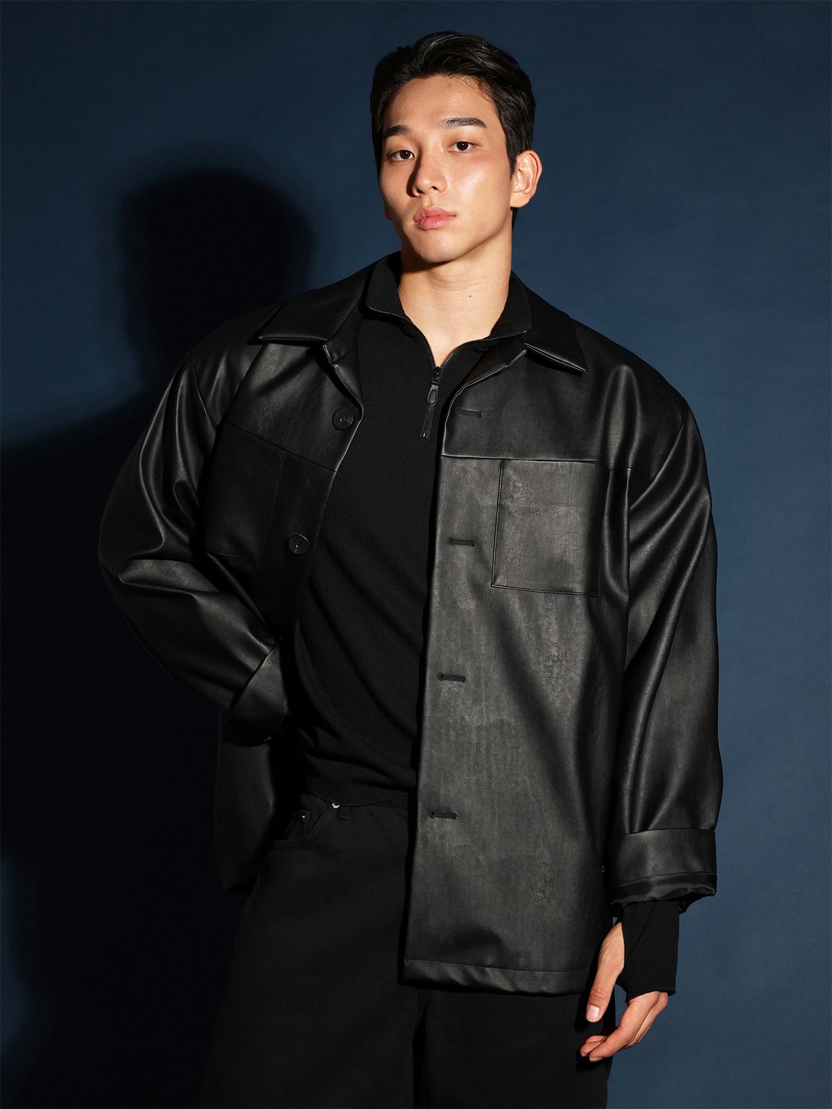 핸틀(HENTLE) 클래식 오버사이즈 레더 자켓