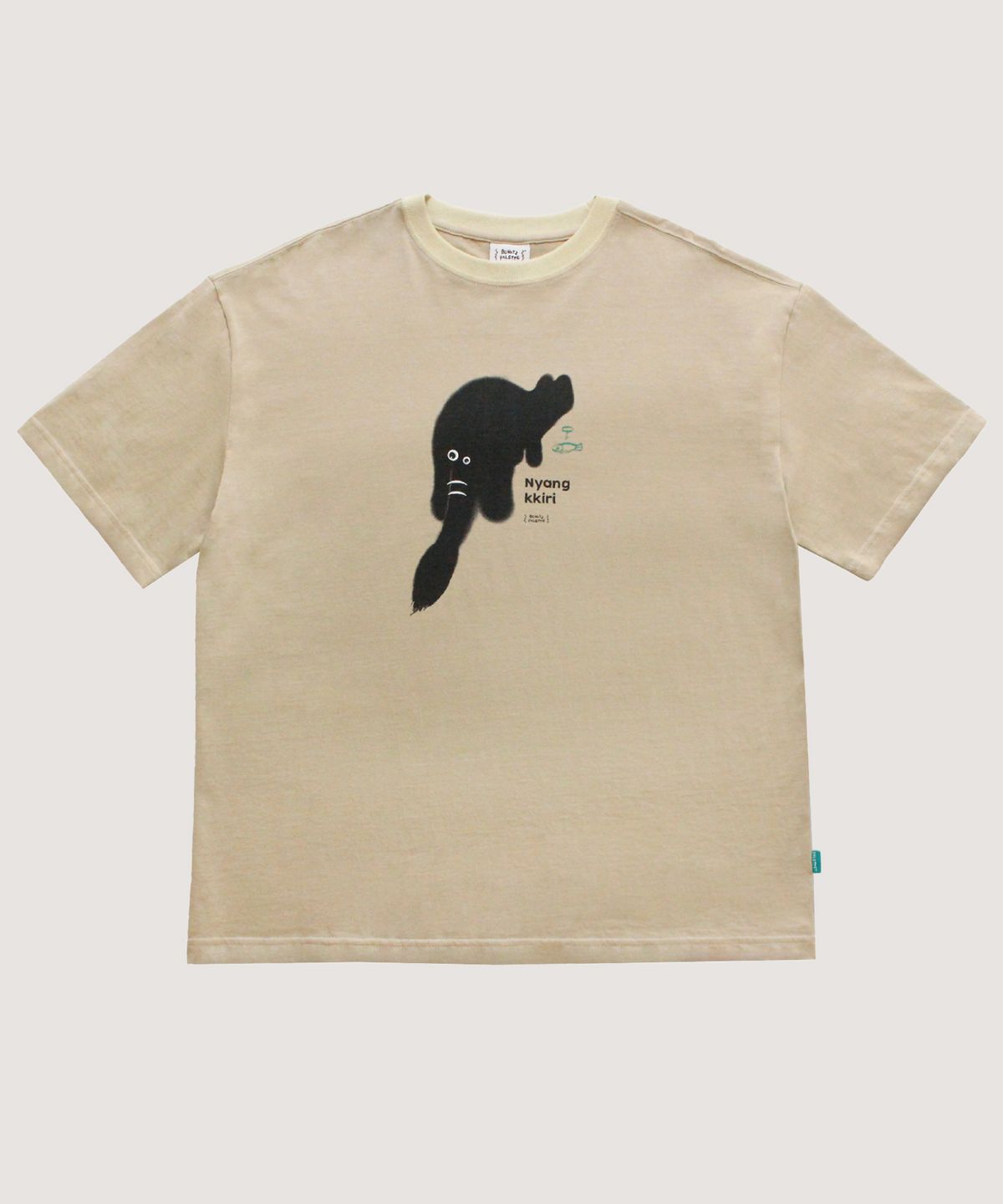 보나츠 팔레트(BONATSPALETTE) BP 냥끼리 티셔츠_KHAKI BEIGE