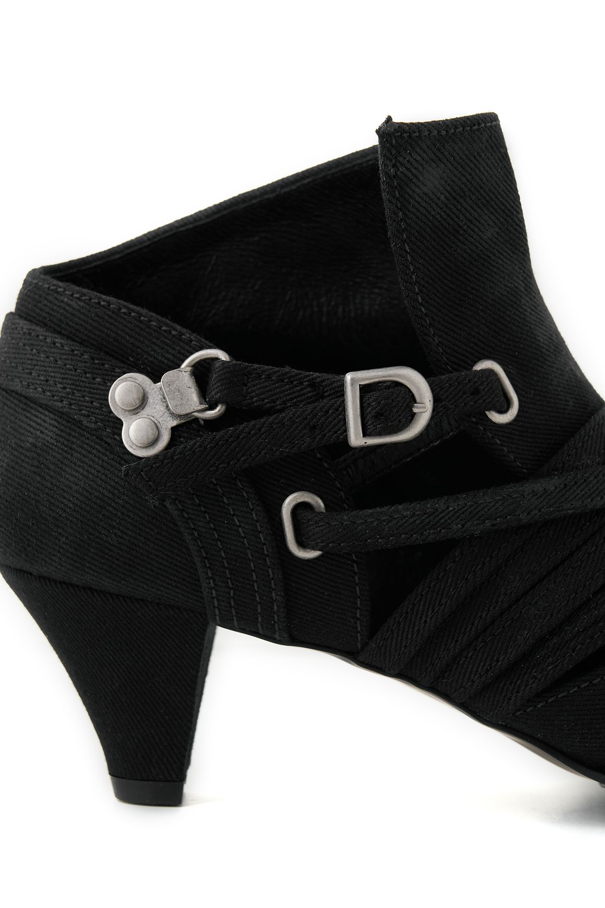 포트리스(4TRESS) ICONIC WAXED STRAPPY PUMPS 01 BLACK