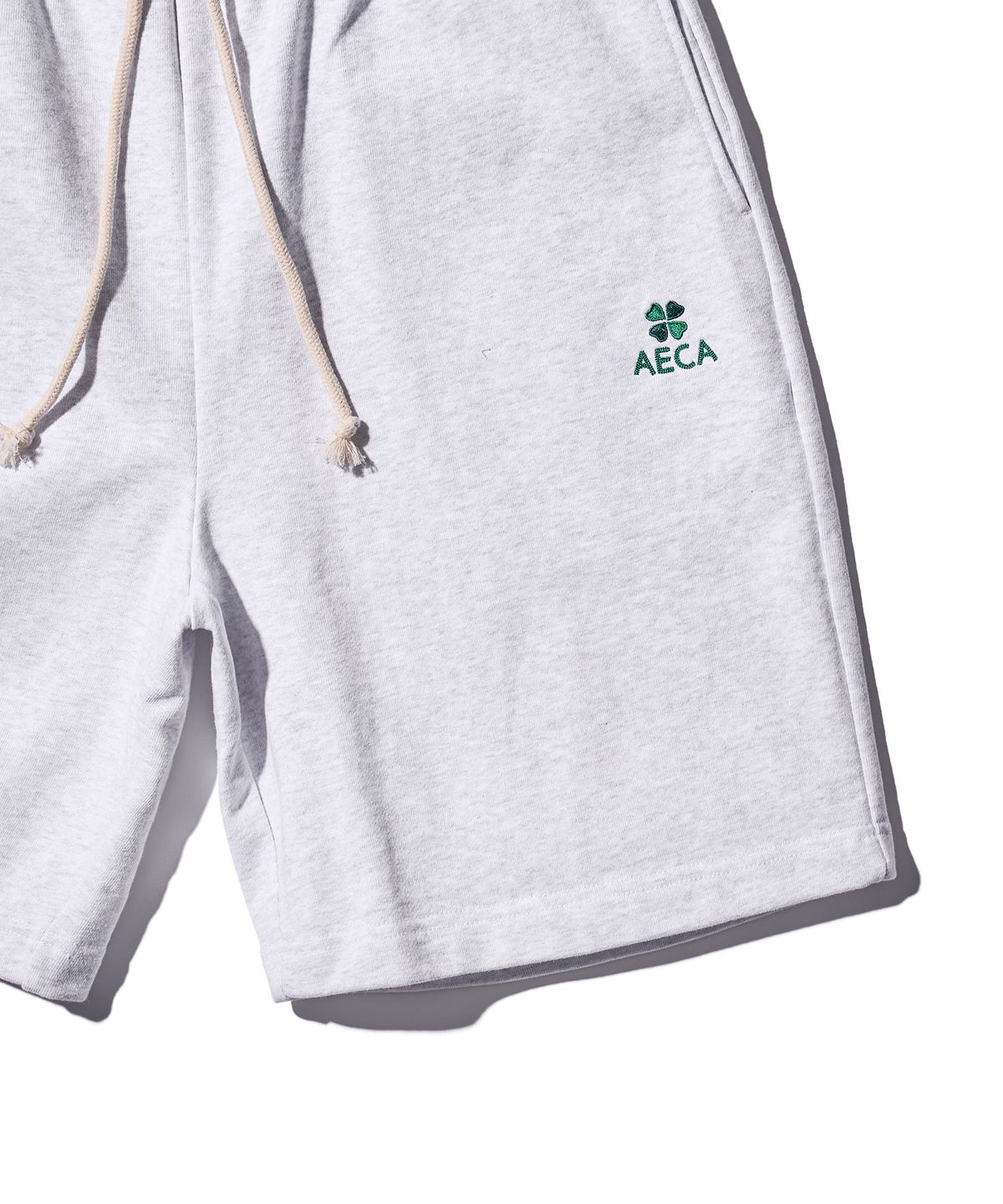 에이카화이트(AECA) EVERYDAY AECA CLOVER  STRAIGHT SHORTS-LIGHT GREY