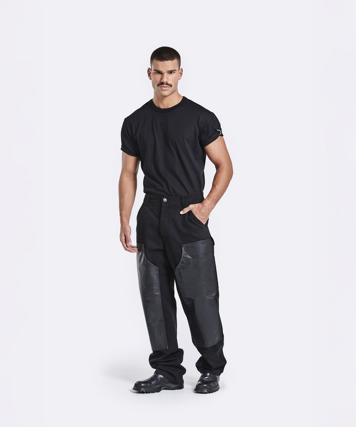 51퍼센트(51PERCENT) Ring T-shirt - Black