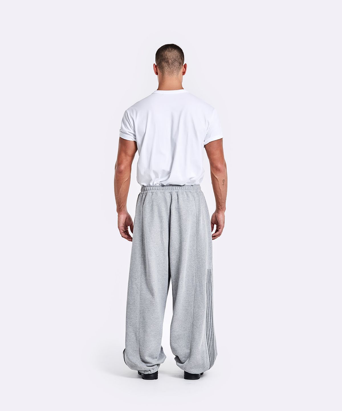 51퍼센트(51PERCENT) Ring T-shirt - White