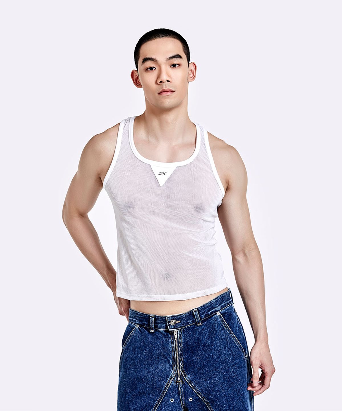 51퍼센트(51PERCENT) Mesh Metal Logo Sleeveless - White