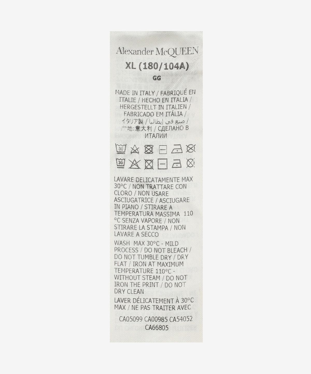알렉산더 맥퀸(ALEXANDER McQUEEN) 그래피티 반소매 티셔츠 - 블랙 / 794673QTABT0570