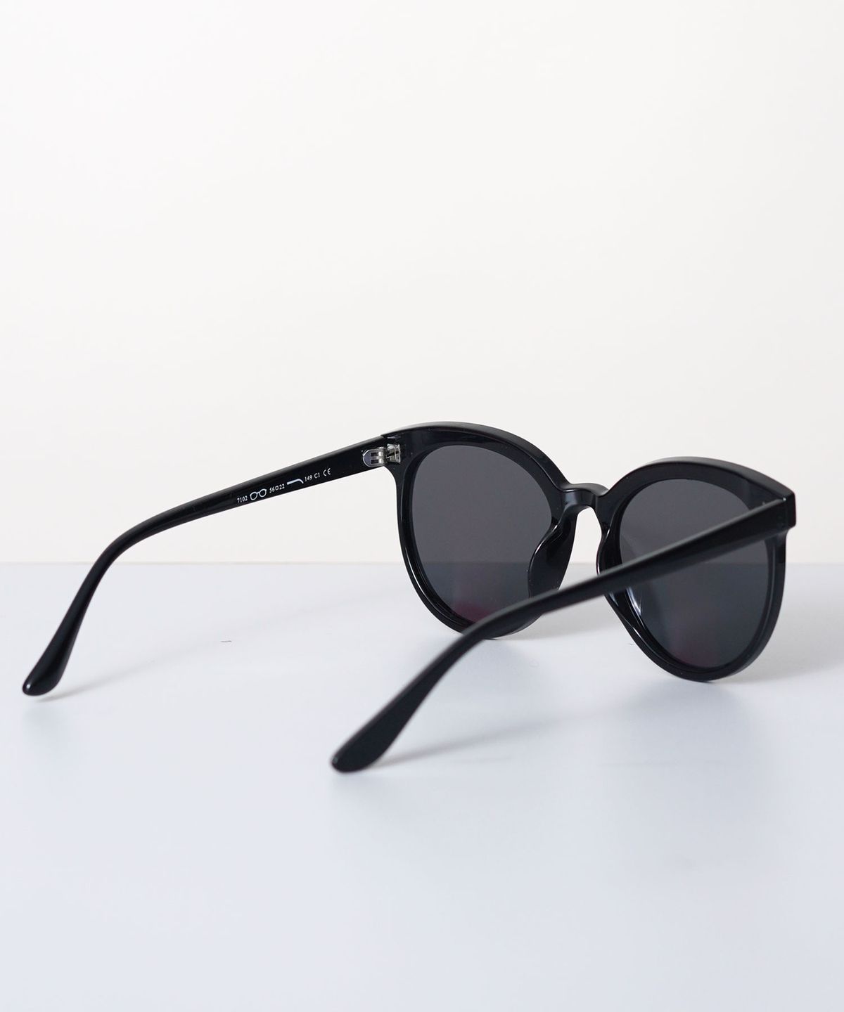 노비스도쿄(NOVICE TOKYO) [하워드] 오바드 선글라스 Aubade sunglasses