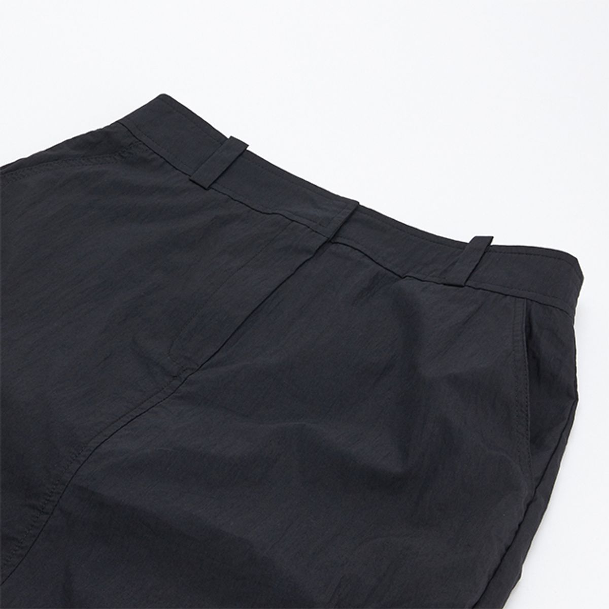 랩(LAP) 오버 포켓 랩형 롱스커트 AQ2WS561