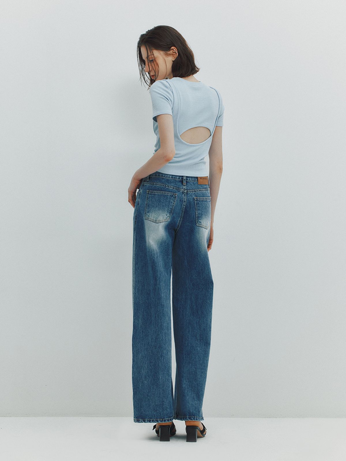 민더리(MEENDERI) CUT OUT LAYERED TOP - SKY BLUE