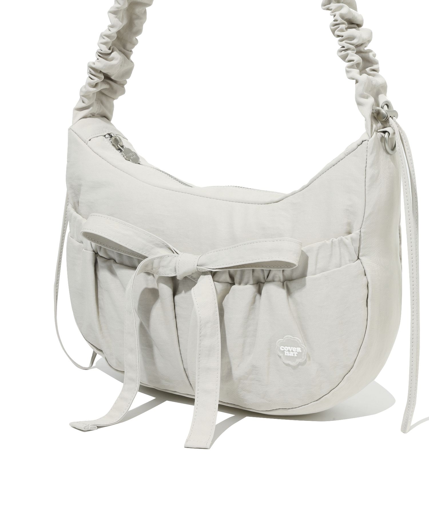 ★COVERNAT WOMAN★ Cloverheart glossy cylindrical bag beige MUSINSA | COVERNAT WOMAN Clover Heart Glossy Cylinder Bag Silver