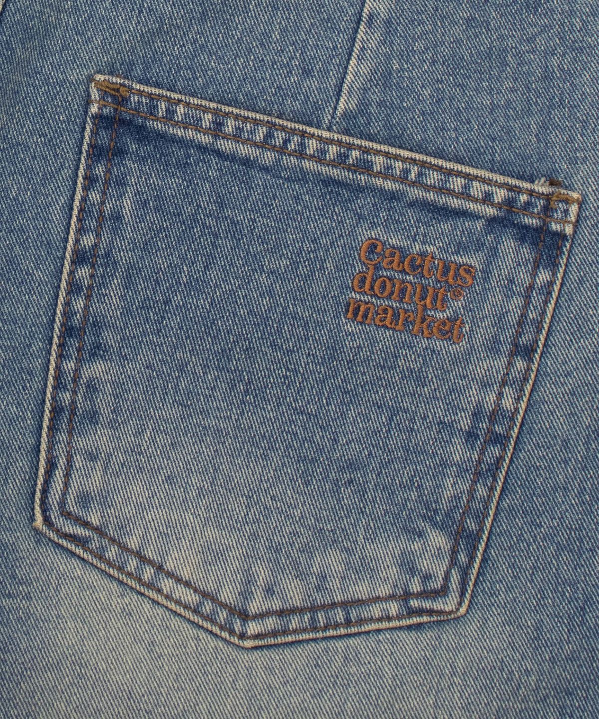 캑터스도넛마켓(CACTUSDONUTMARKET) One Tuck Bermuda Denim Pants - Yellow Blue