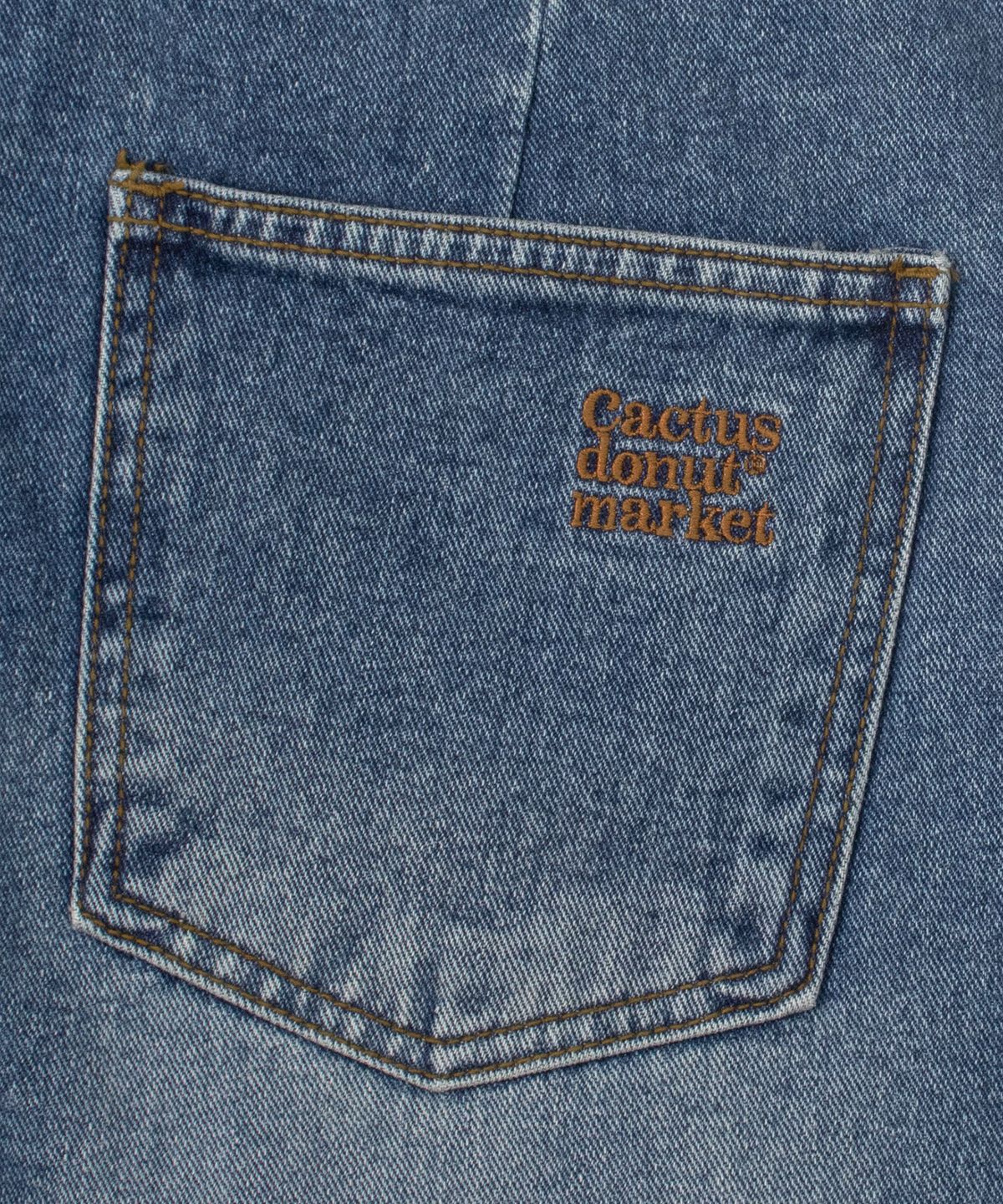 캑터스도넛마켓(CACTUSDONUTMARKET) One Tuck Bermuda Denim Pants - Blue
