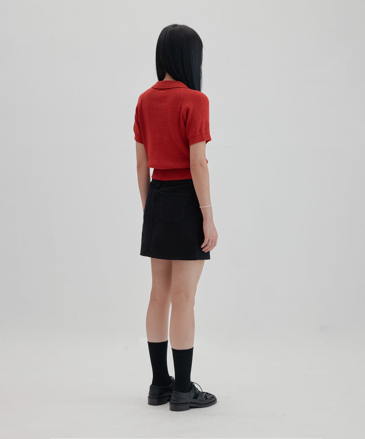 넌블랭크(NONBLANK) 래글런 하프 슬리브 칼라 크롭 니트_CRIMSON
