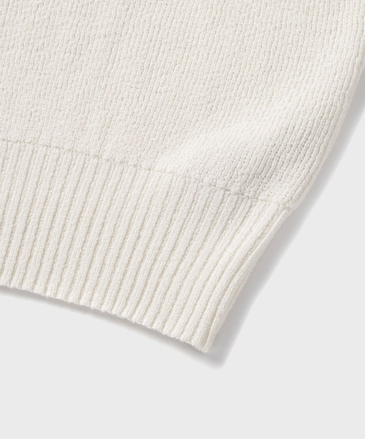 넌블랭크(NONBLANK) 래글런 하프 슬리브 칼라 크롭 니트_IVORY