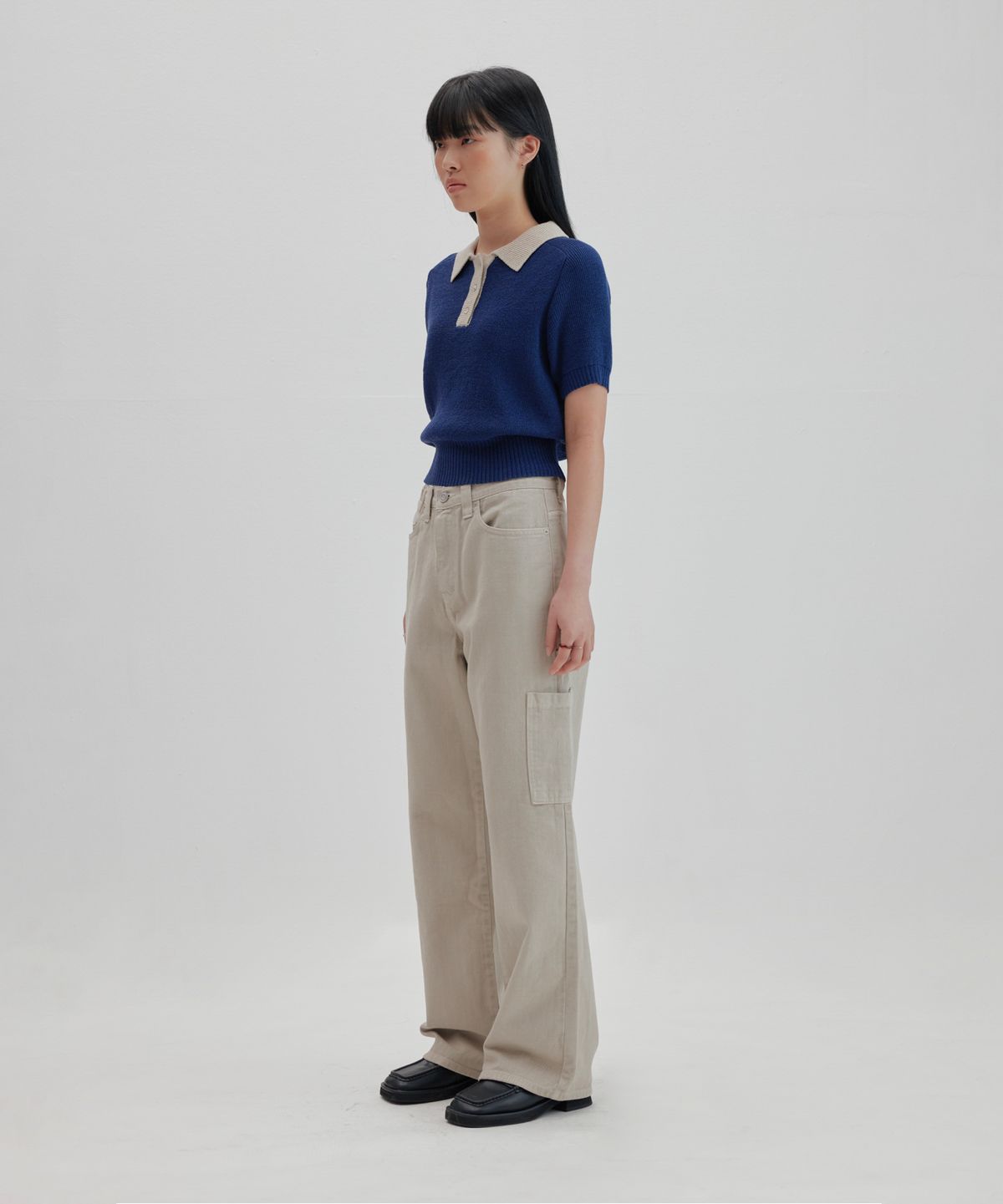 넌블랭크(NONBLANK) 래글런 하프 슬리브 칼라 크롭 니트_NAVY