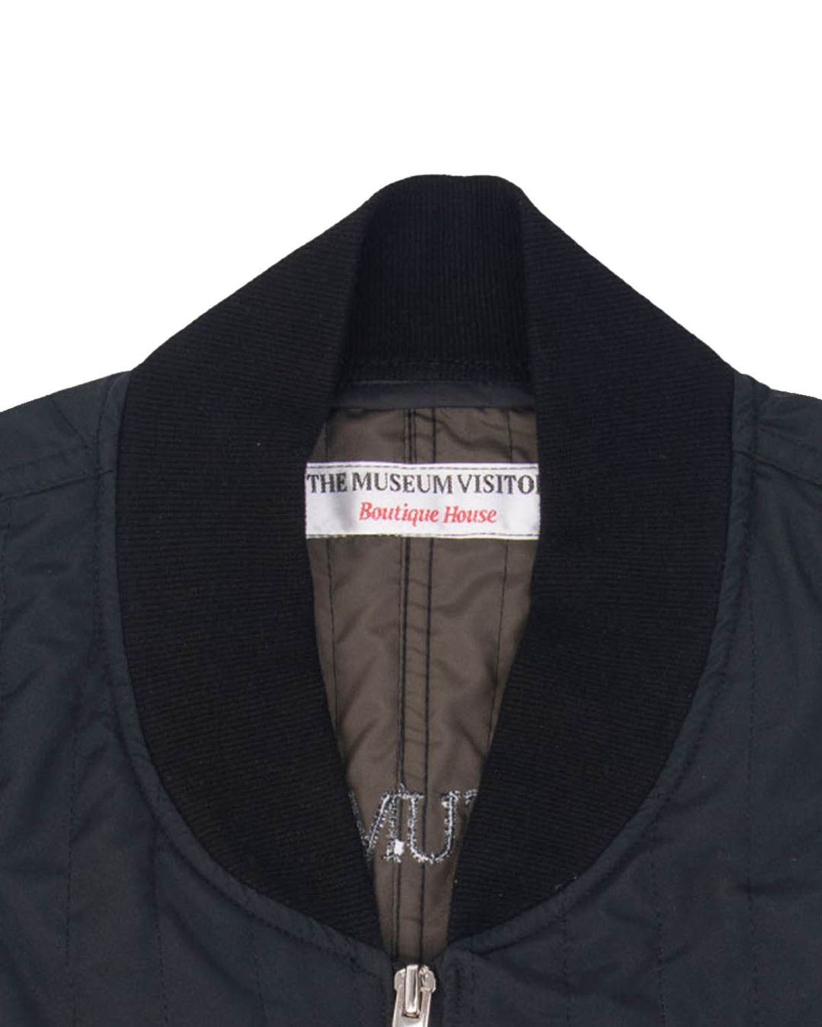 더뮤지엄비지터(THEMUSEUMVISITOR) STRIPE QUILTING VEST (BLACK)