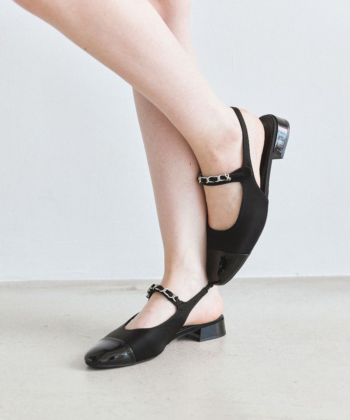 스퍼(SPUR) Chain 스트랩 슬링백 3cm -US9036 (3color)