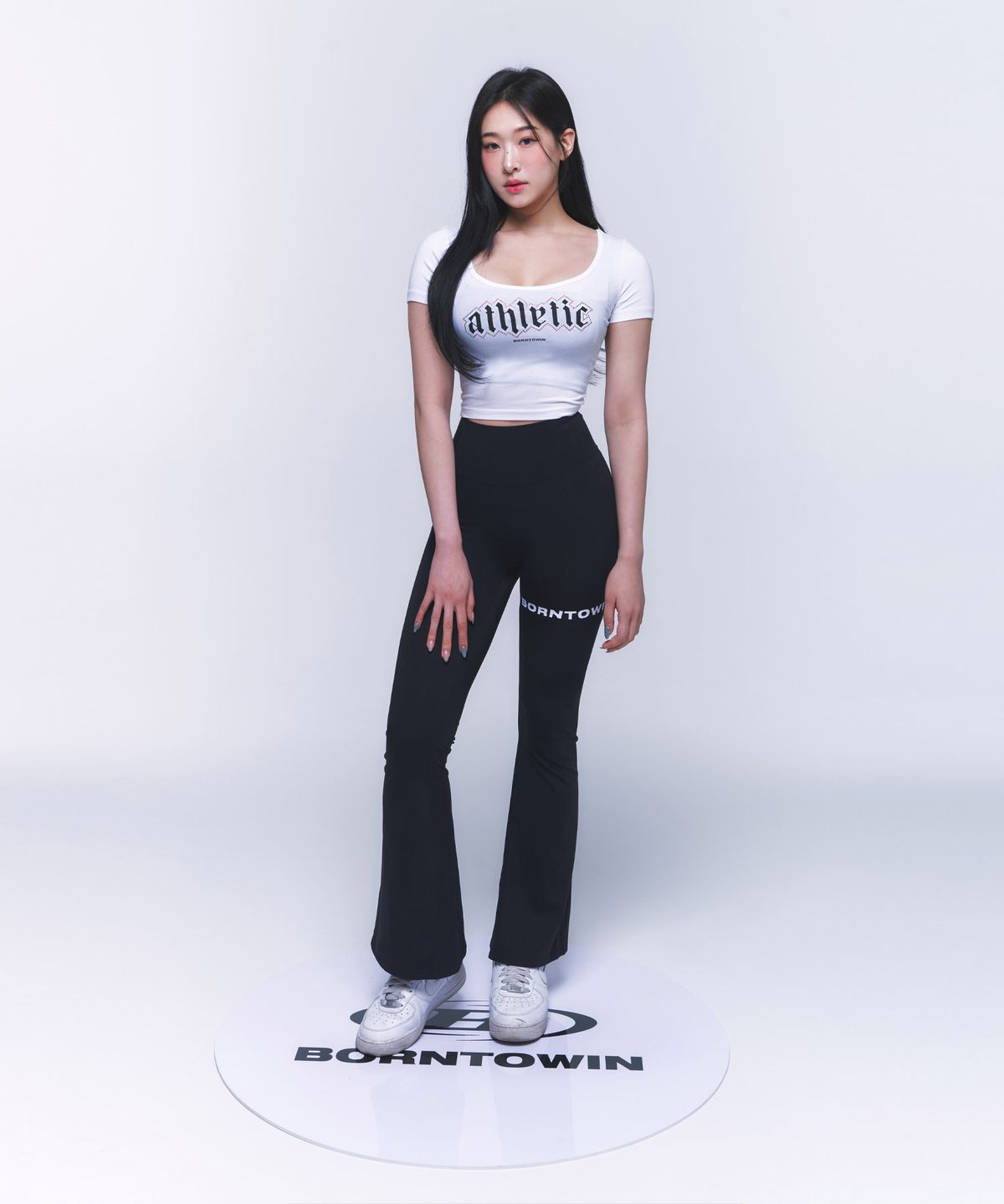 본투윈(BORN TO WIN) SPARKLING SCOOP NECK T-SHIRTS [WHITE]