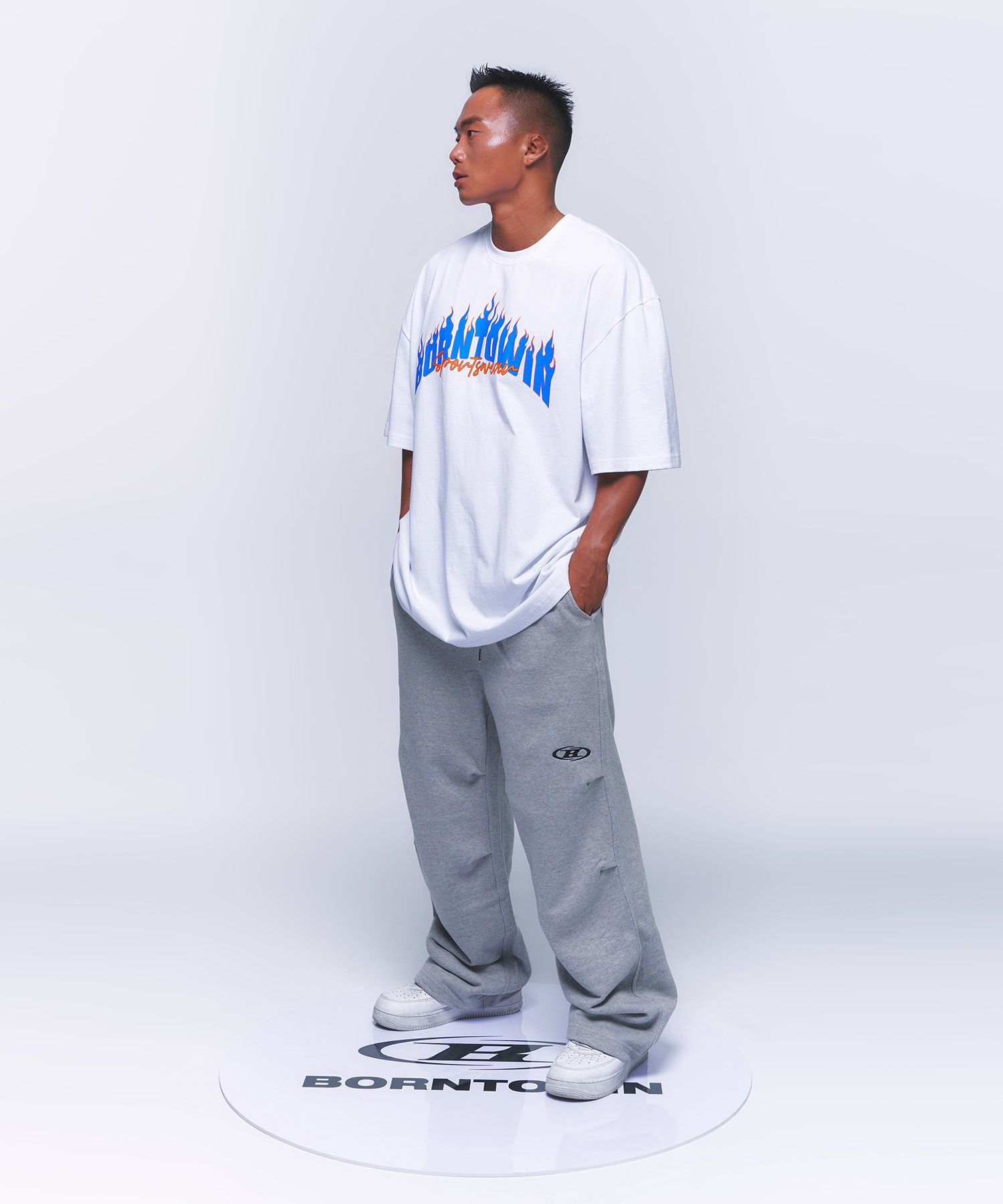 ★2024SS新作★BORN TO WIN★FLAME OVER FIT T-SHIRTS MUSINSA公式 | BORN TO WIN FLAME OVER FIT T-SHIRTS [WHITE]