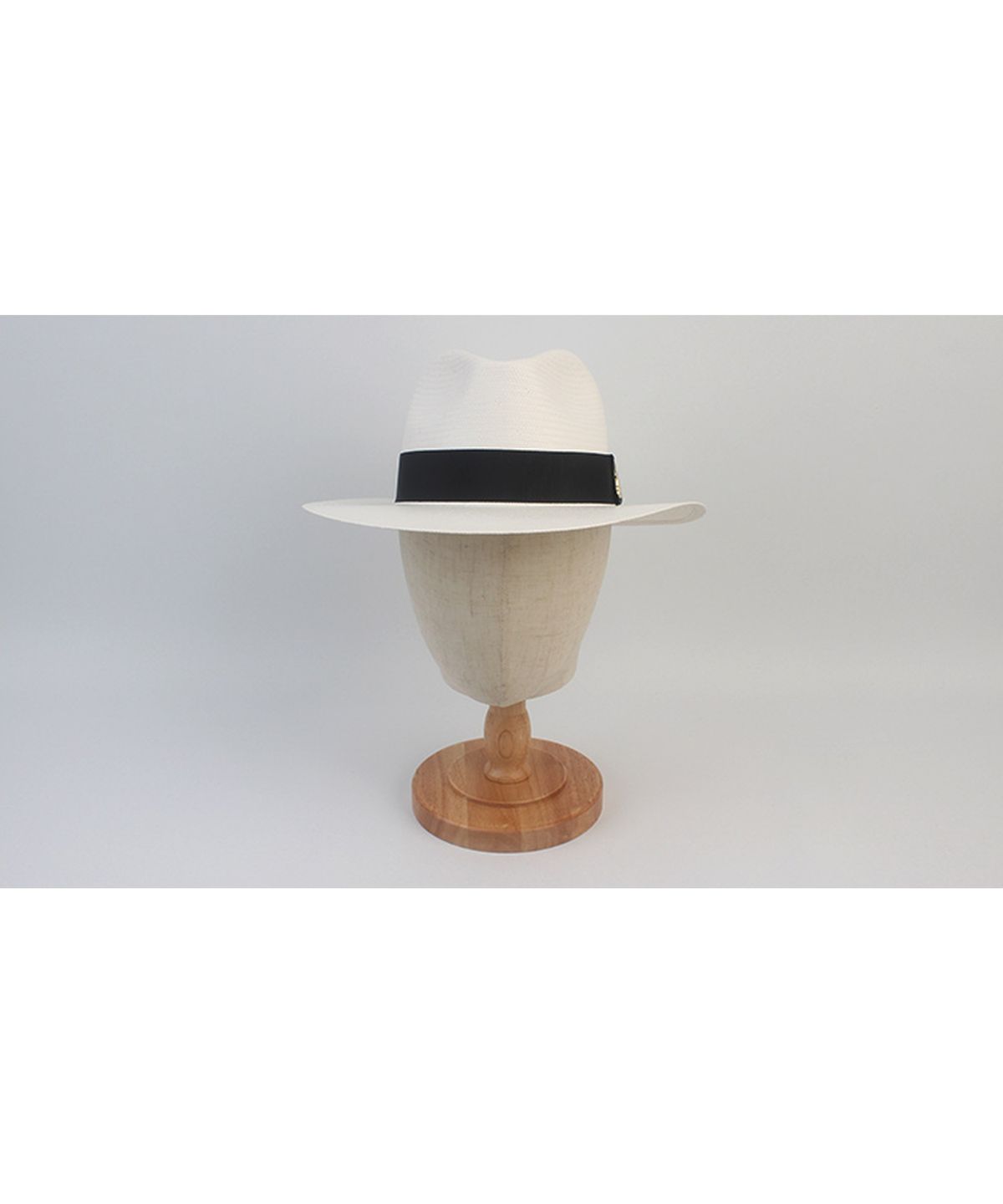 유니버셜 케미스트리(UNIVERSAL CHEMISTRY) Summer Basic Line White Fedora 여름모자