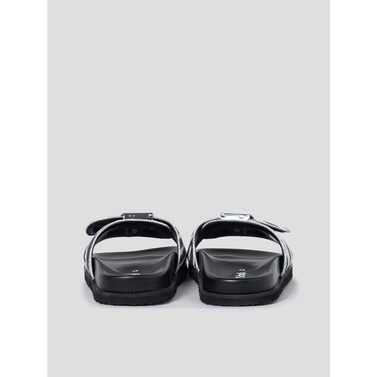 숄(SCHOLL) (WOMEN) 지브라 원 스트랩 샌들  블랙 (HH44K2L435)