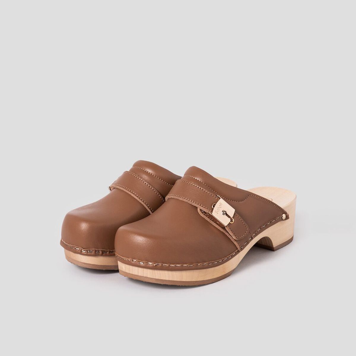 숄(SCHOLL) (WOMEN) 우드 솔 크로그 샌들  와인 (HH44K2W14Z)