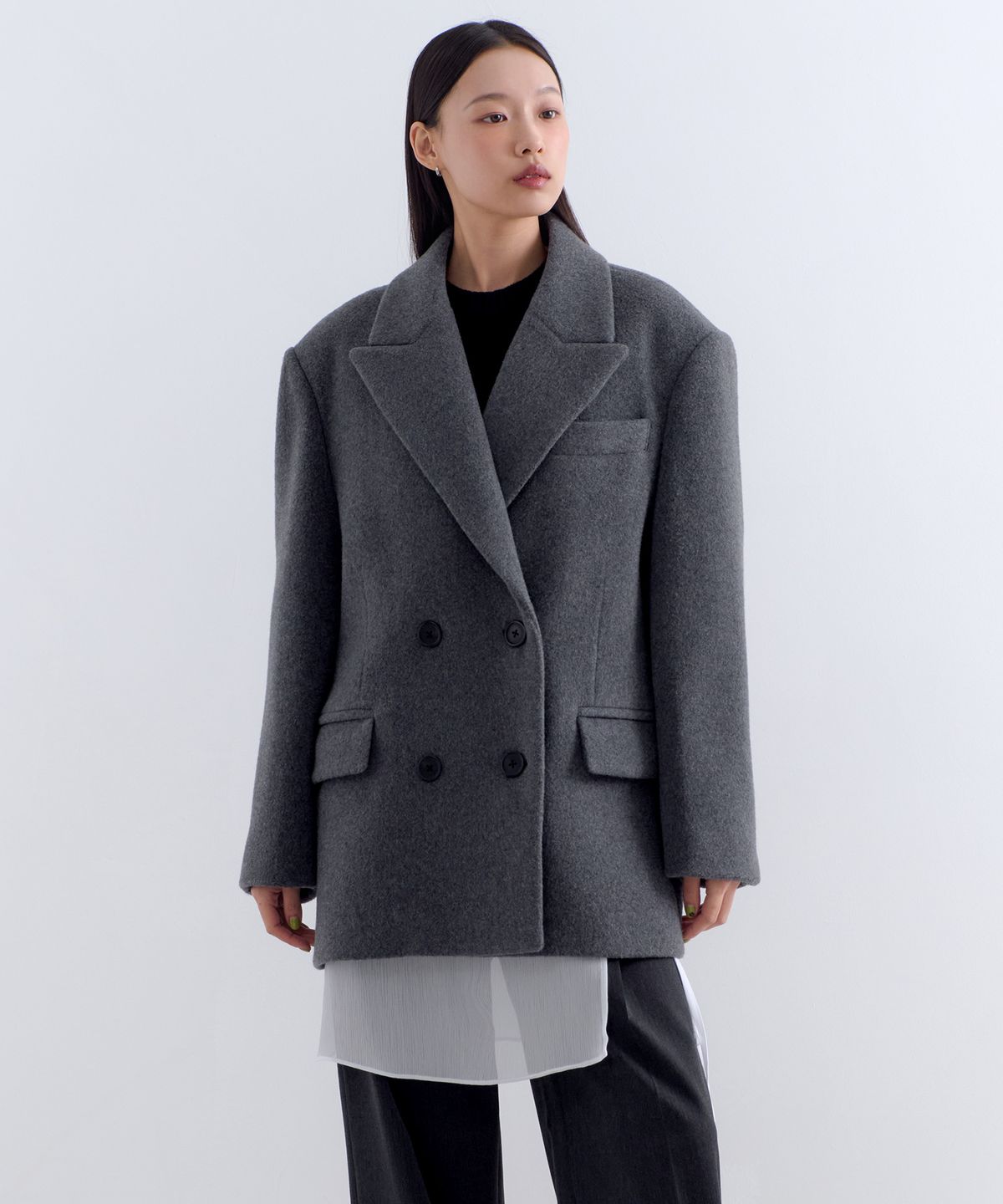 무신사 스탠다드 우먼(MUSINSA STANDARD WOMAN) 우먼즈 울 블렌드 볼륨 멜톤 오버 숄더 더블 블레이저 코트 [미디엄 그레이]