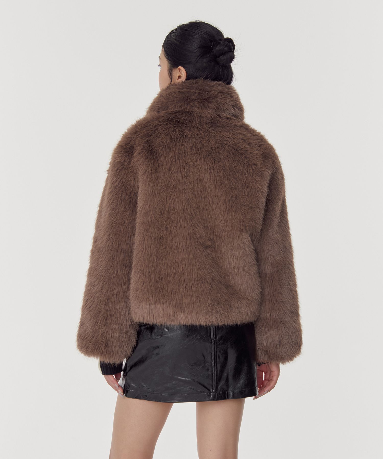 MUSINSA公式 | MUSINSA STANDARD WOMAN ウィメンズシャギーフェイク