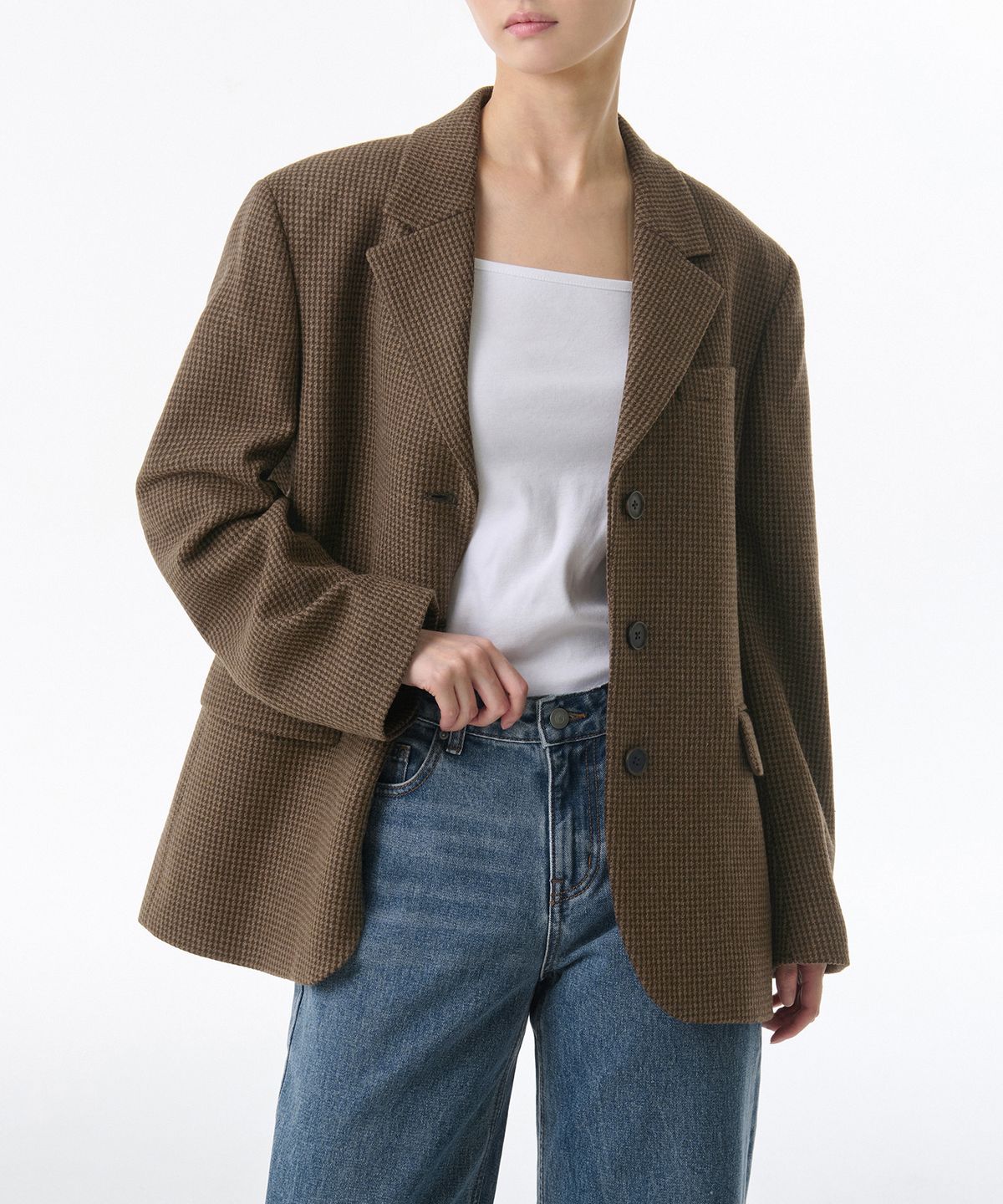 무신사 스탠다드 우먼(MUSINSA STANDARD WOMAN) 우먼즈 하운드투스 체크 오버사이즈 3버튼 블레이저 [브라운]