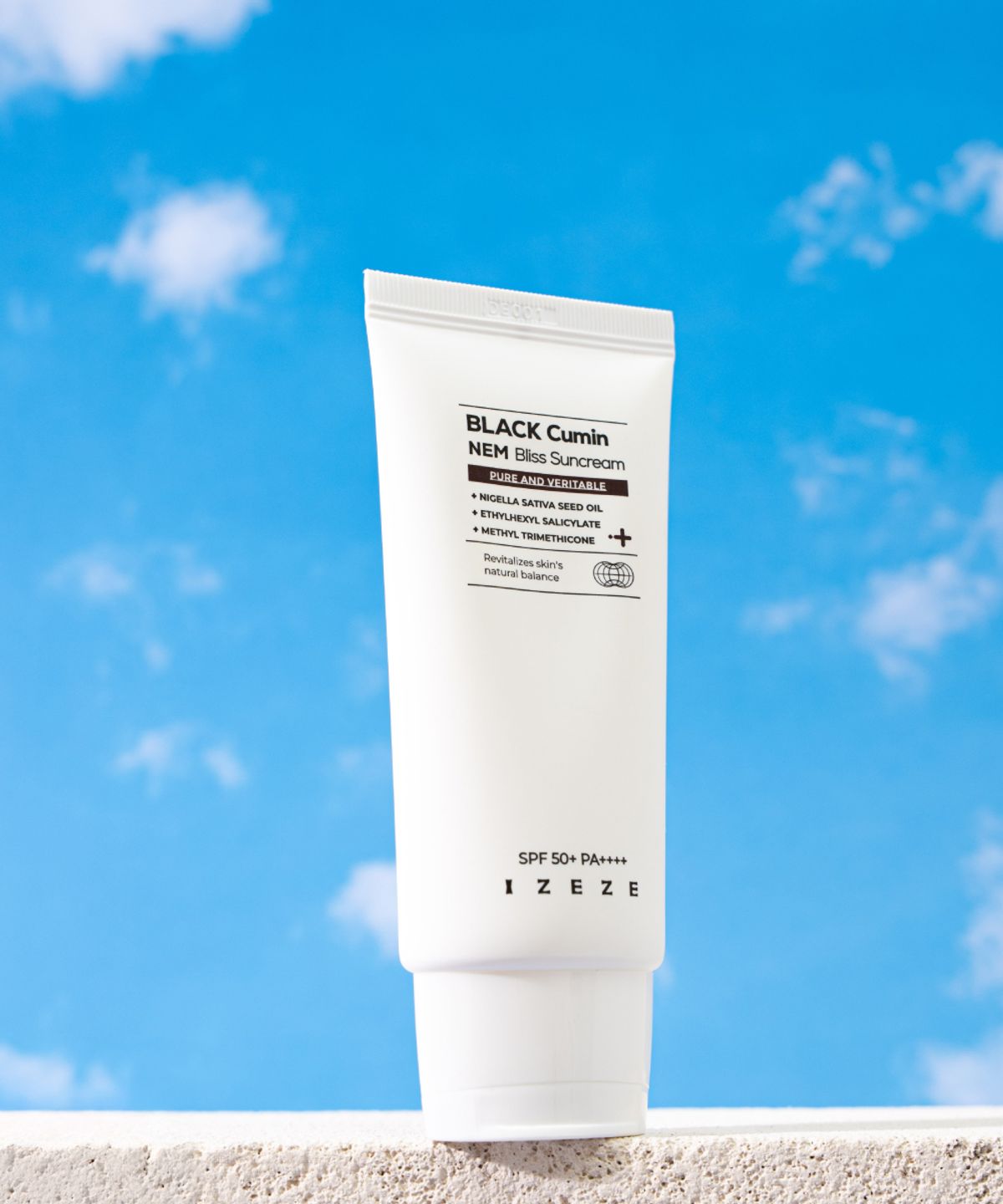 아이제제(IZEZE) 블랙커민 NEM 블리스 선크림 50ml / SPF 50+ PA++++