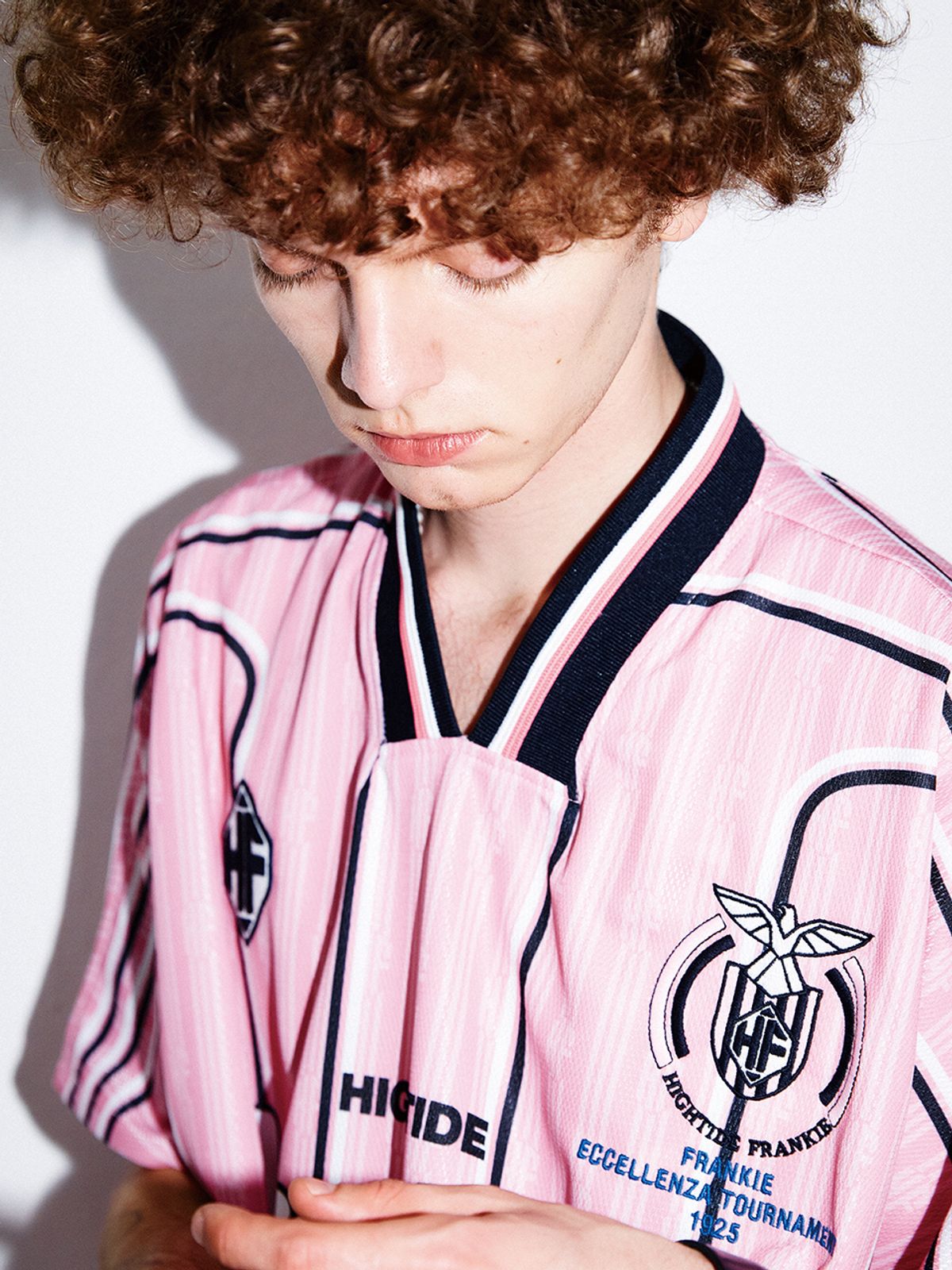 하이타이드 프랭키(HIGHTIDEFRANKIE) FRANKIE FC JERSEY TSHIRT PINK
