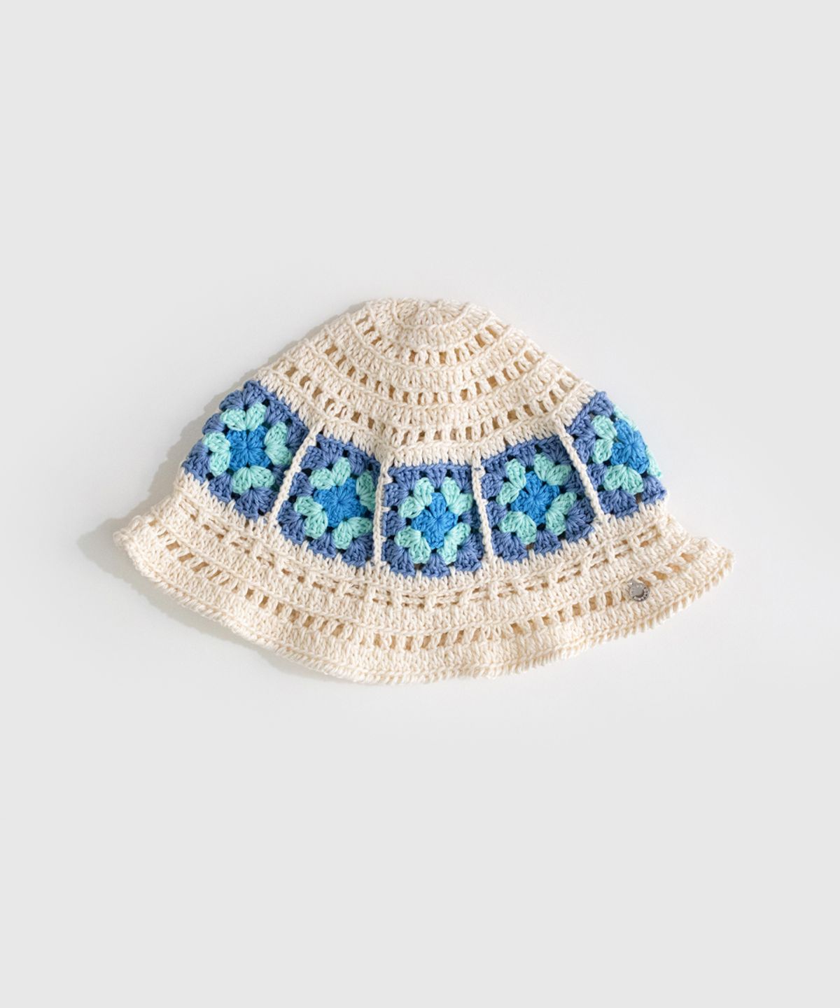 메리모티브(MERRYMOTIVE) Flower doily crochet hand knitted hat (White)