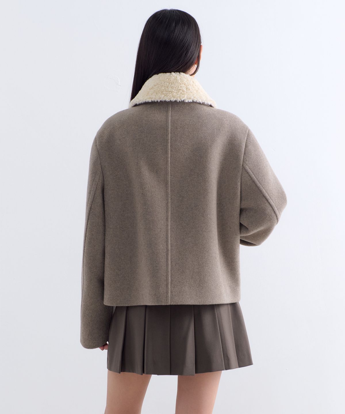무신사 스탠다드 우먼(MUSINSA STANDARD WOMAN) 우먼즈 울 블렌드 페이크 시어링 칼라 쇼트 코트 [토프]