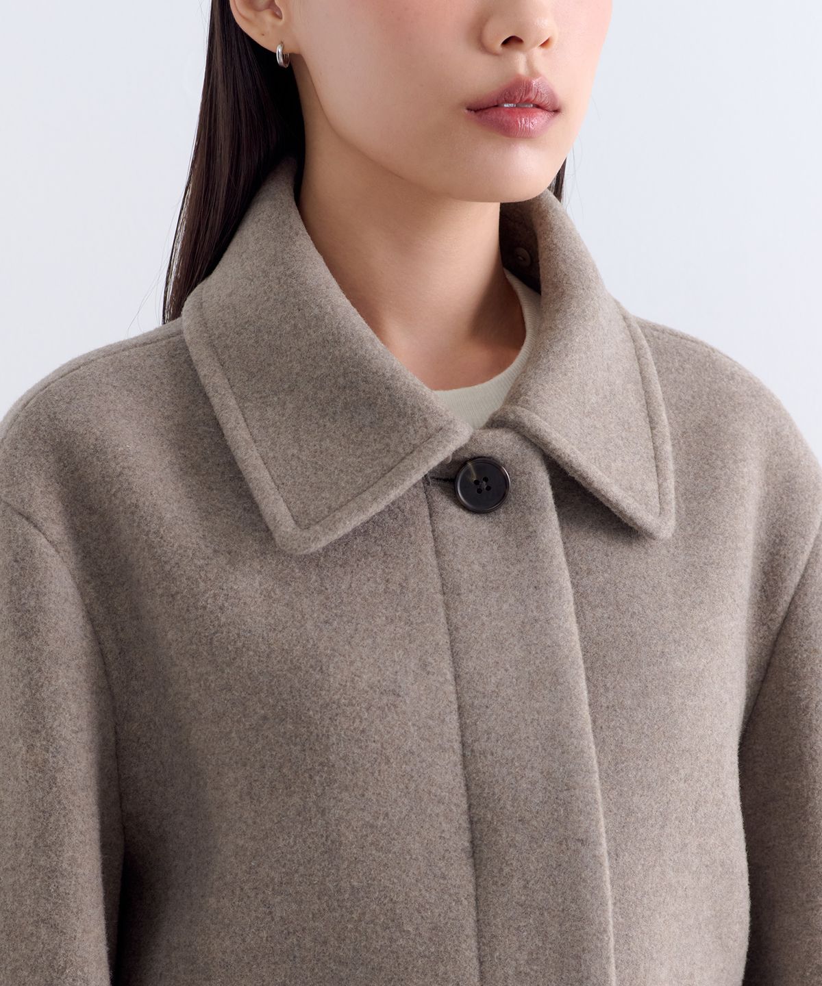 무신사 스탠다드 우먼(MUSINSA STANDARD WOMAN) 우먼즈 울 블렌드 페이크 시어링 칼라 쇼트 코트 [토프]