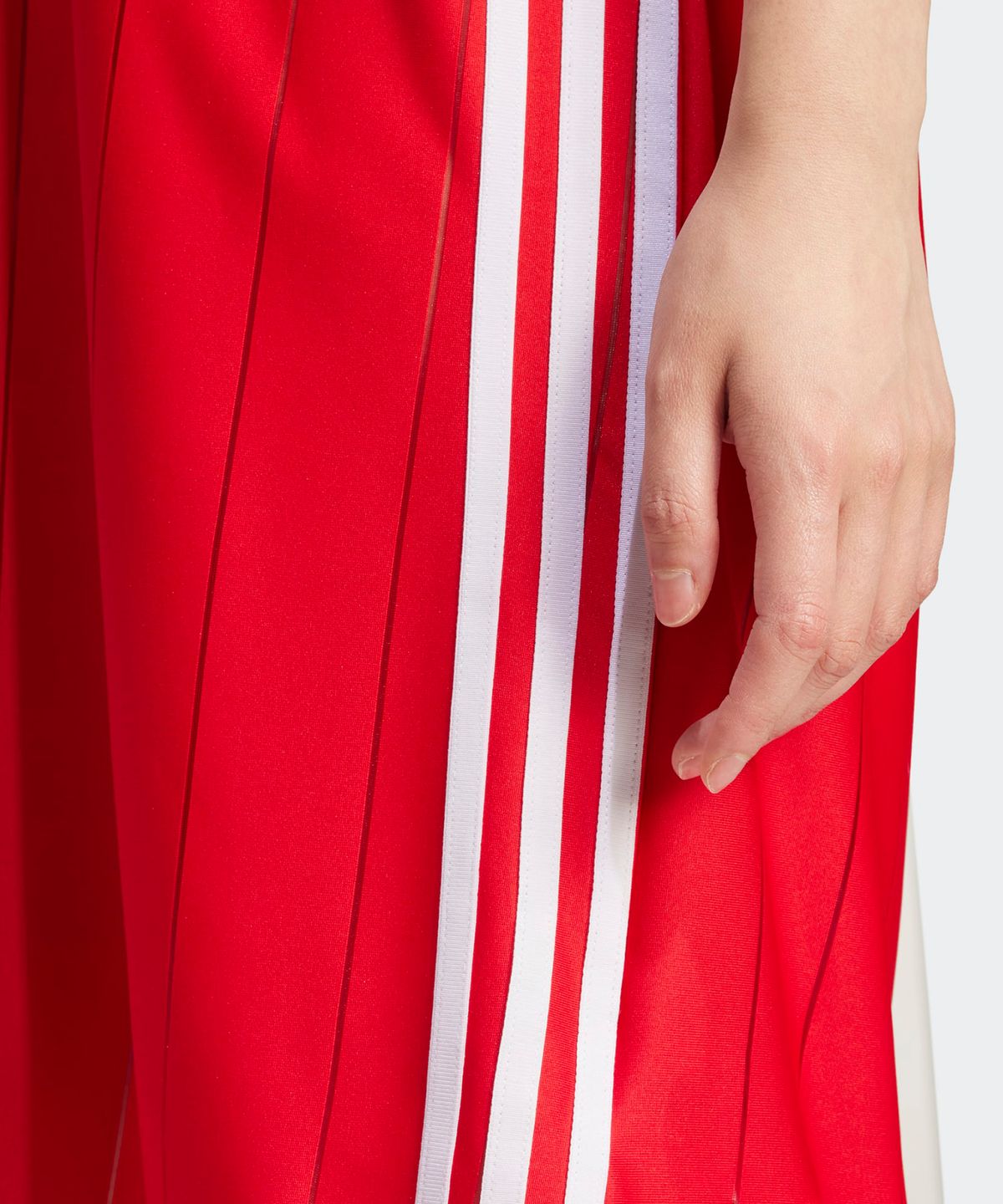 아디다스(ADIDAS) 3S 핀스트라이프 드레스 - 레드 / IX5508