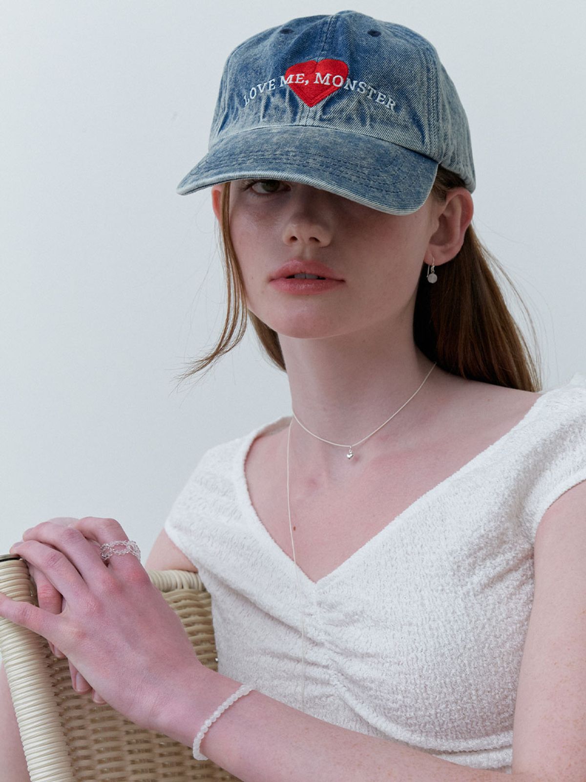 러브미몬스터(LOVE ME MONSTER) Vintage Denim Mont Logo Ball Cap_Blue (L242MCP010)