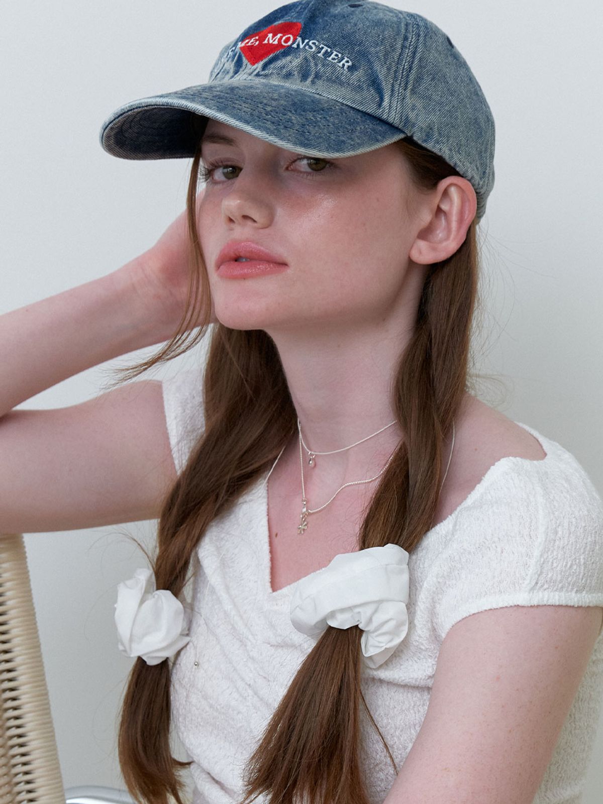 러브미몬스터(LOVE ME MONSTER) Vintage Denim Mont Logo Ball Cap_Blue (L242MCP010)