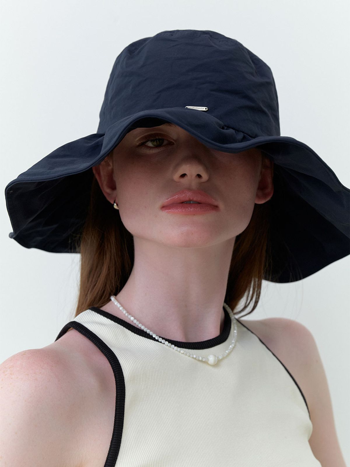 러브미몬스터(LOVE ME MONSTER) Sunflower Bucket Hat_Navy (L242MCP060)