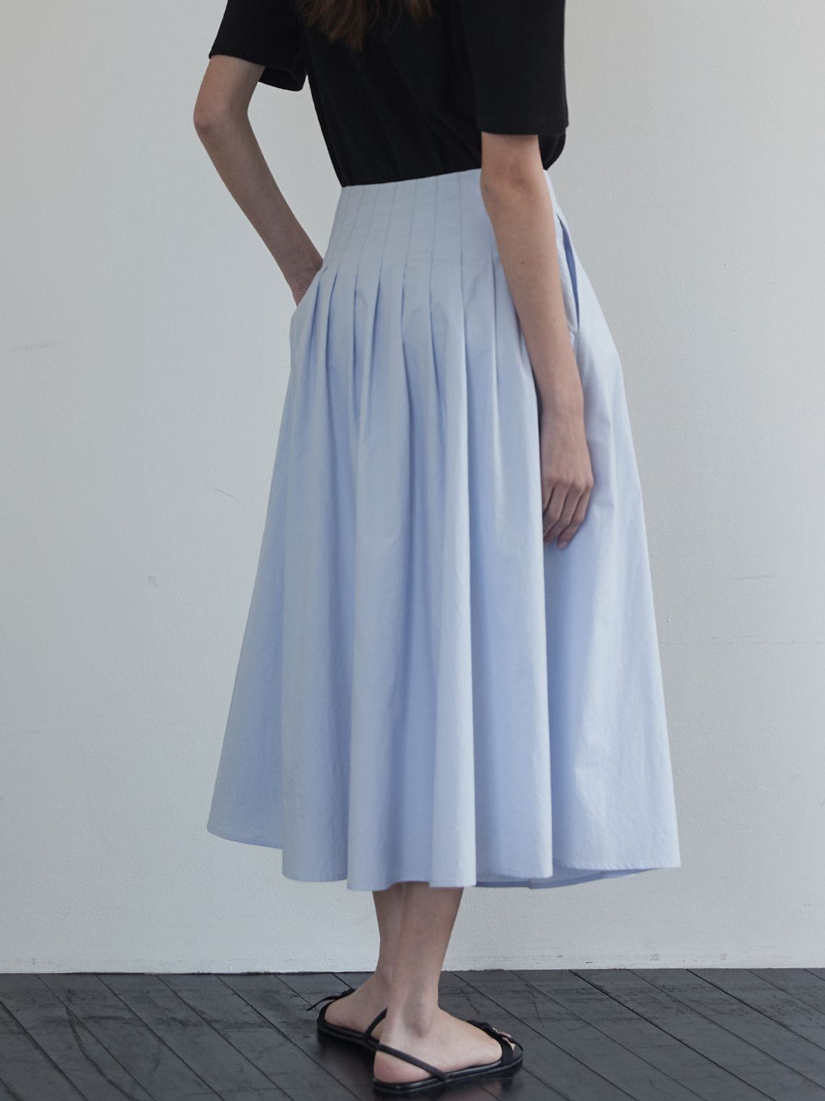 비뮤즈맨션(BEMUSE MANSION) Tuck pleats long skirt - Light blue