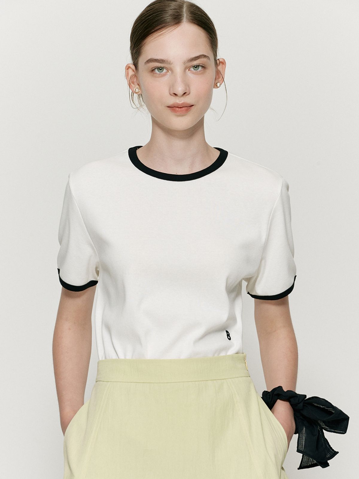 비뮤즈맨션(BEMUSE MANSION) Ribbed binding B point T-shirt - Black stripe