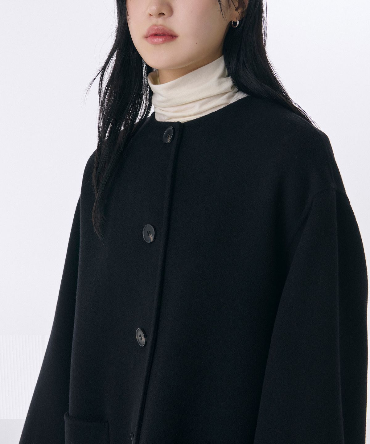 무신사 스탠다드 우먼(MUSINSA STANDARD WOMAN) 우먼즈 캐시미어 블렌드 핸드메이드 머플러 하프 코트 [블랙]