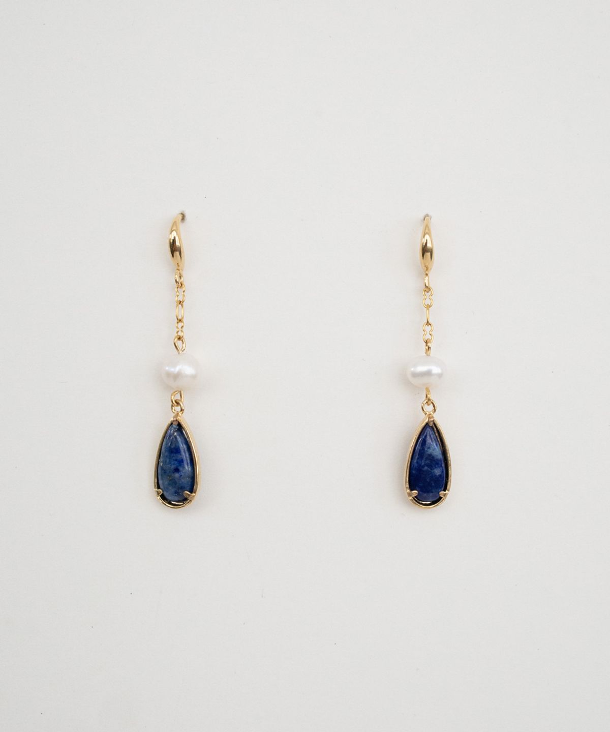 메리모티브(MERRYMOTIVE) Pearl and blue drop pendant earring