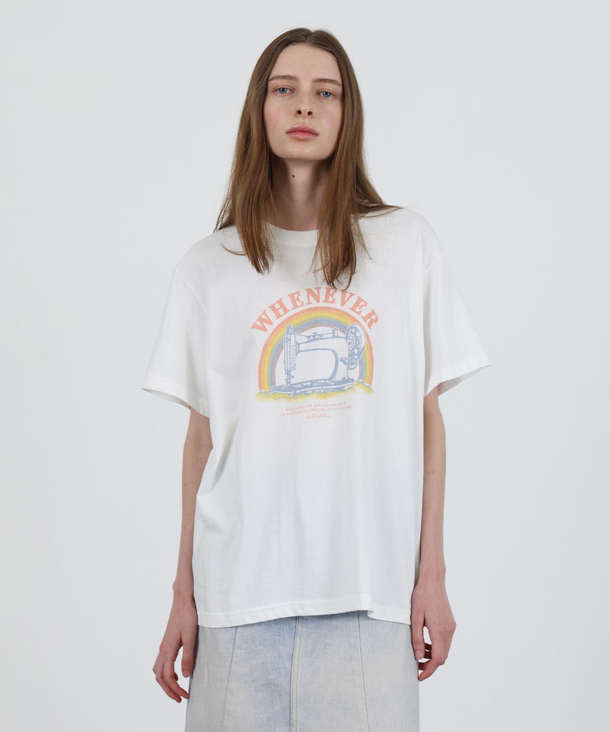 르바(LEVAR) Fuzzy Rainbow T-shirt - Off White