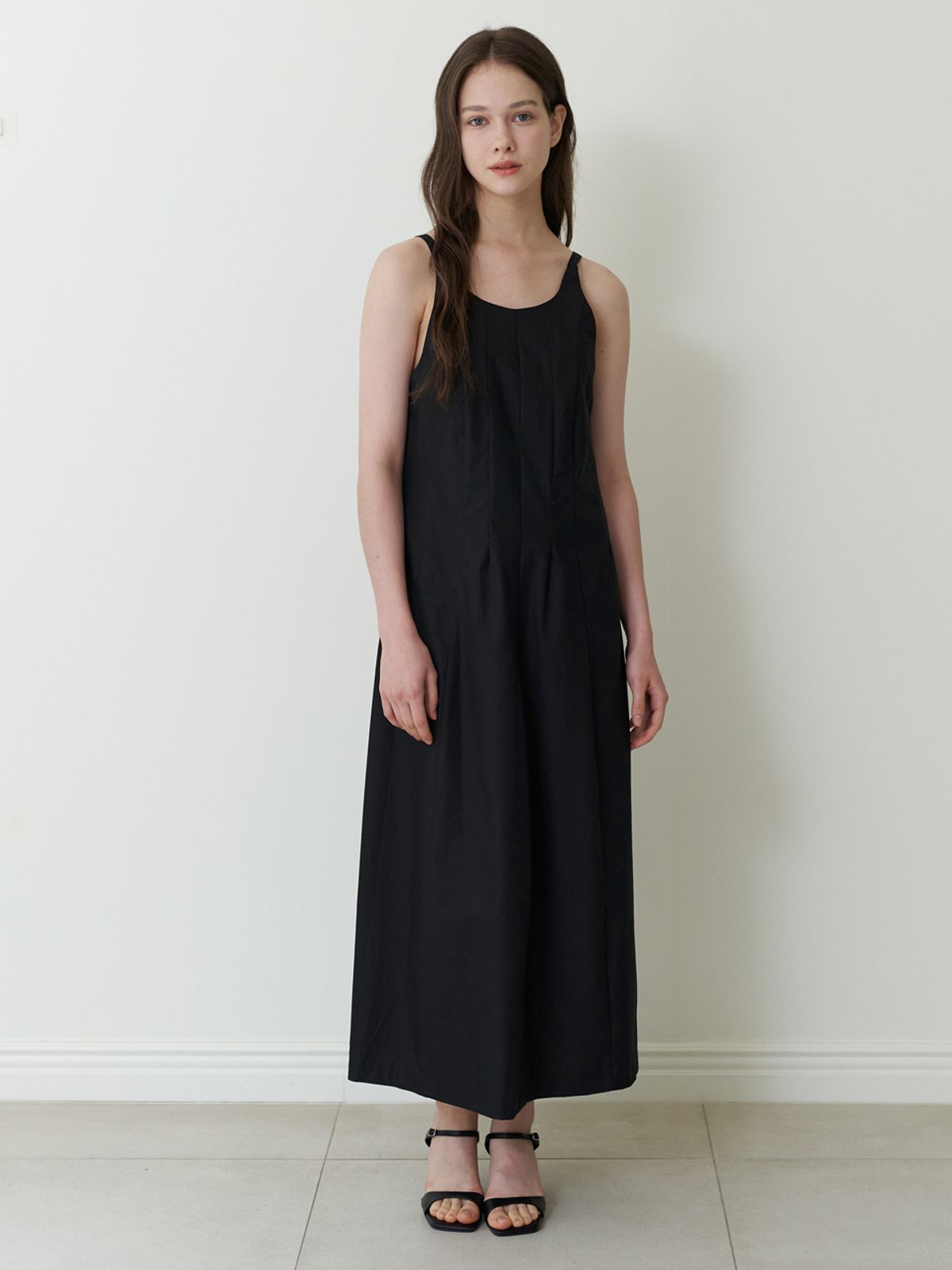 카인더베이비(KINDABABY) semi halter long dress - black