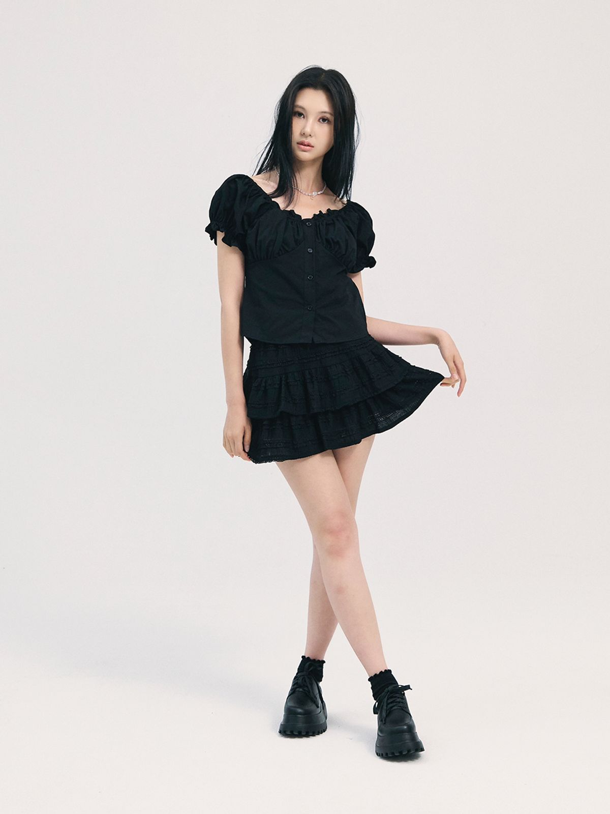 비에이블투(B ABLE TWO) noa shirring blouse-black